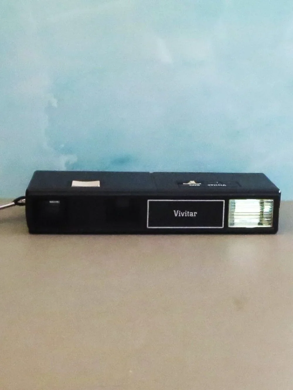 Vintage Vivitar 600 Camera 110 Format Store Condition Analog Memory
